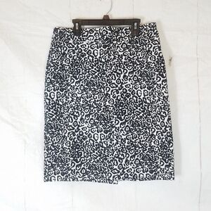 Ann Taylor black and white pencil skirt